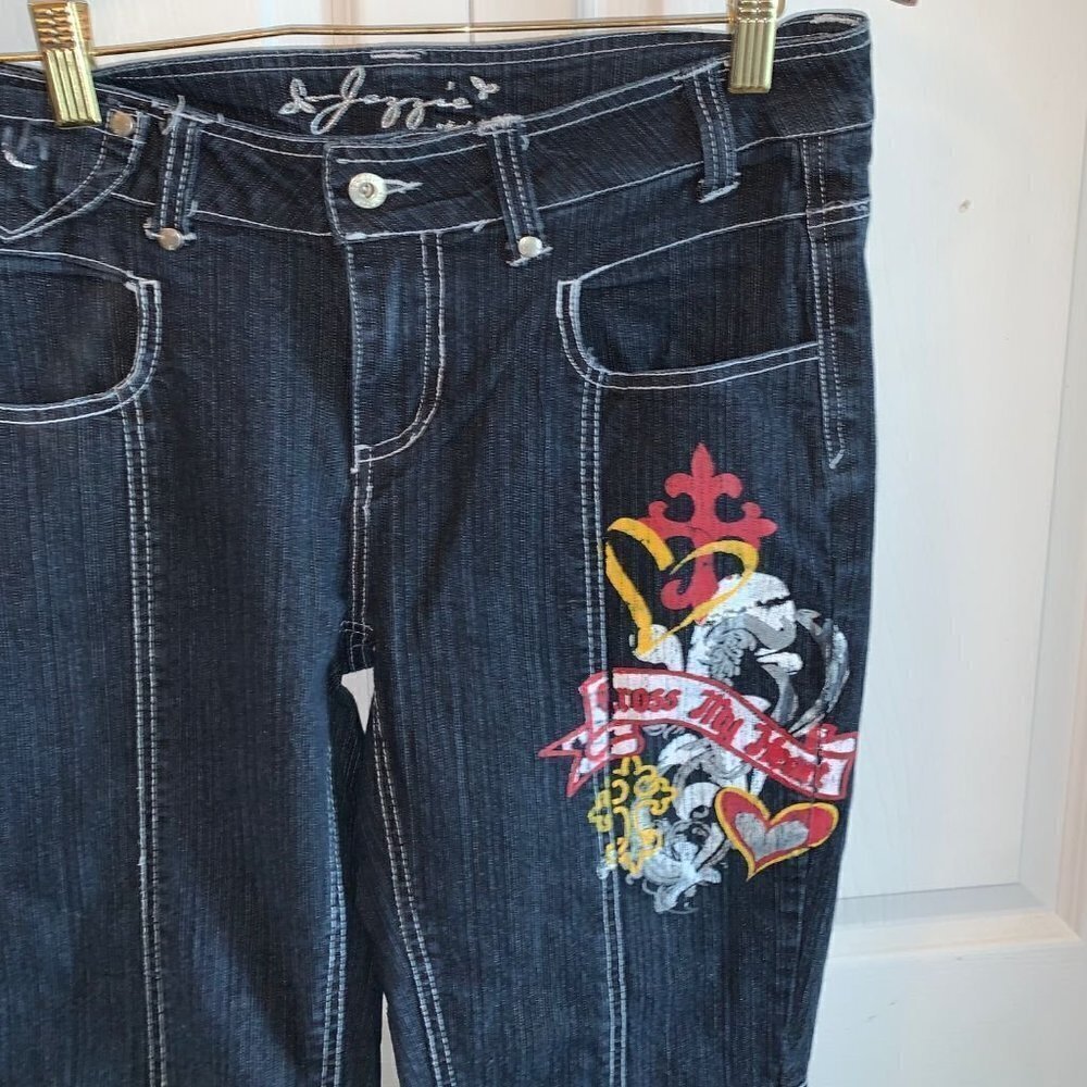 Jazzie Juniors Women Stretch Crop Jeans Graffiti